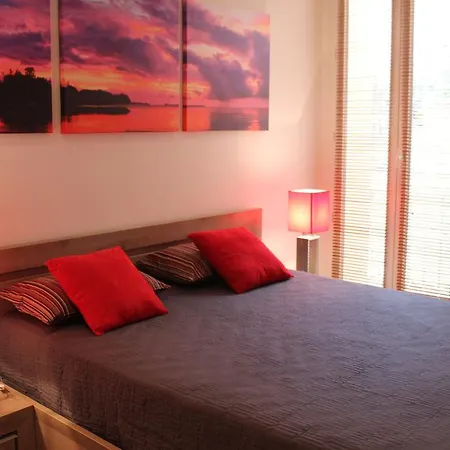 Du Port Aparthotel