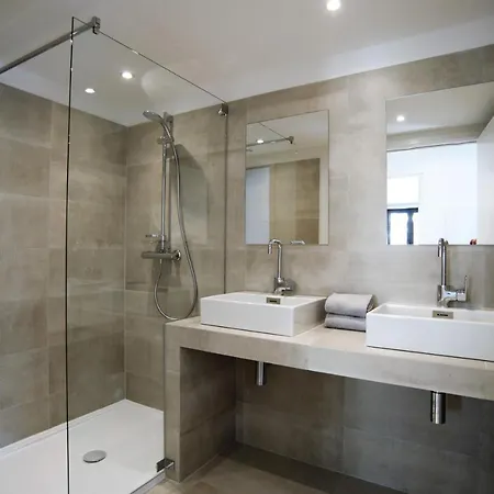 Du Port Apart-hotel Bonifacio (Corsica)