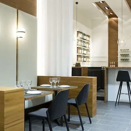 Du Port アパートホテル